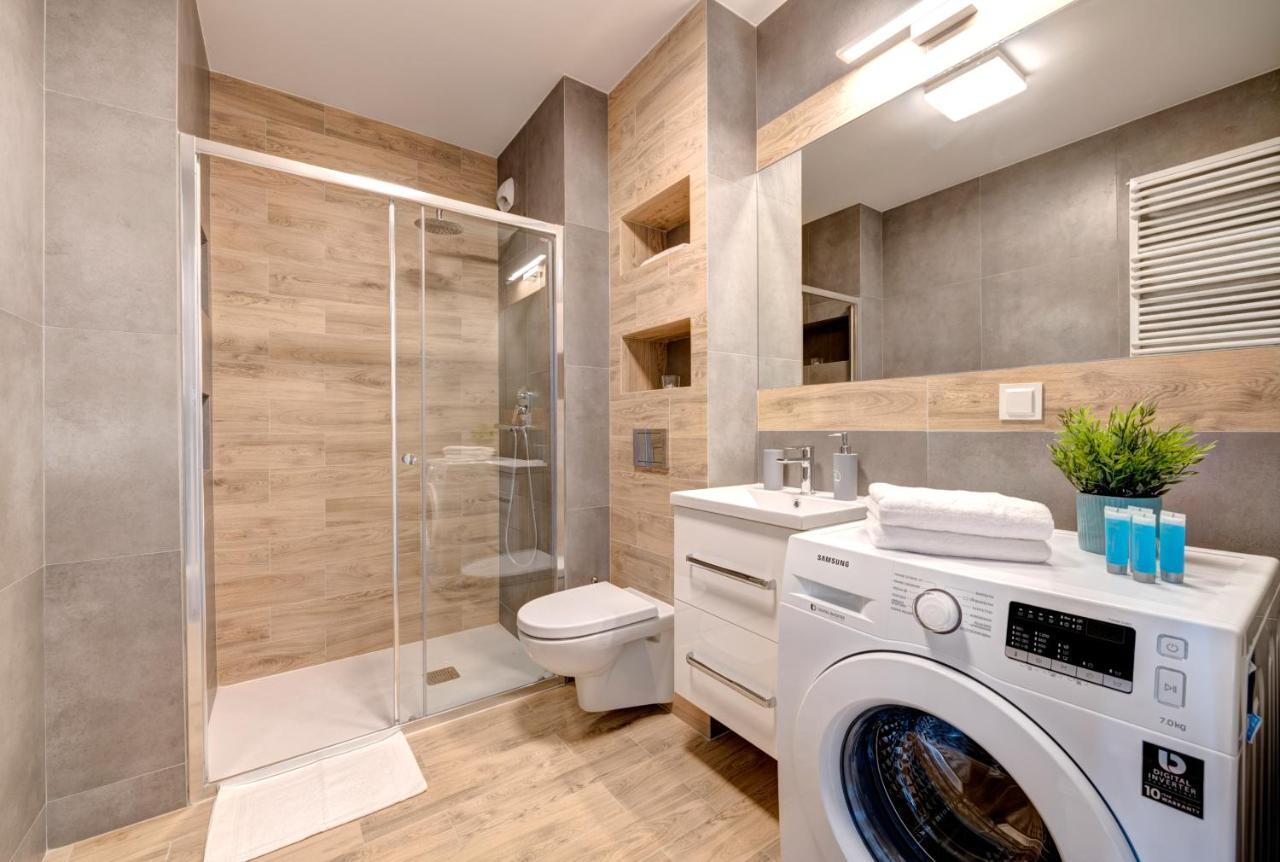 Live & Travel Apartments - Waterlane Island Gdansk Exterior foto